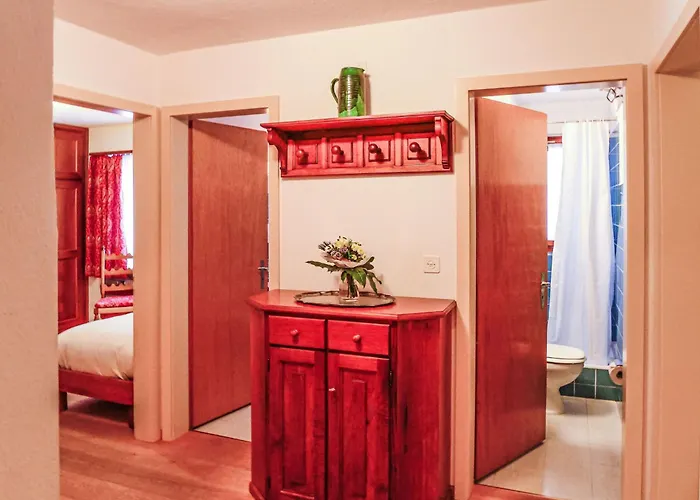 Апартаменты Chesa Arlas E2 By Interhome *